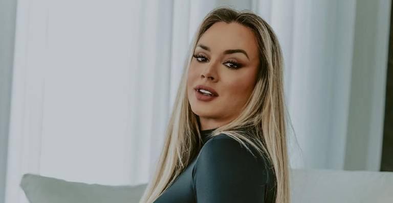 Juju Salimeni ostenta bumbum gigante em clique sensual: ”Maravilhosa”