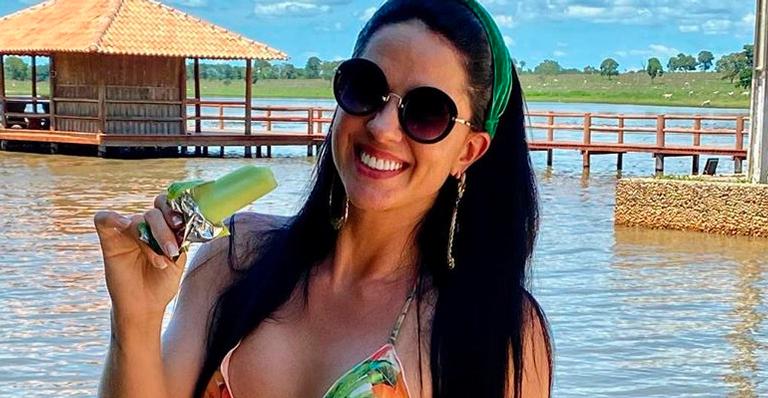 Noiva de Zezé di Camargo, Graciele Lacerda deixa corpo escultural à mostra de biquíni: “Vício pela perfeição”