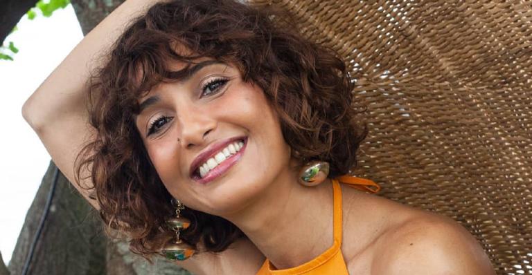 Camila Pitanga celebra Dia dos Avós com clique da filha e impressiona por semelhança: “Pensei que era você”
