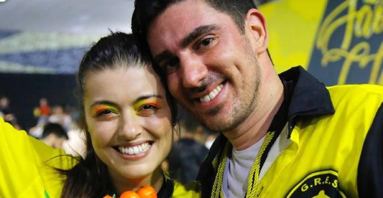 Esposa de Marcelo Adnet, Patricia Cardoso anuncia gravidez: ”Te amamos”