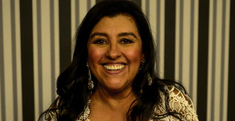 Regina Casé relembra clique mais jovem e arranca elogios: “Que deusa!”
