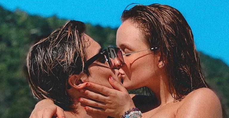 Larissa Manoela surge aos amassos com o namorado, Leo Cidade: “Reconexão com quem mais ama”
