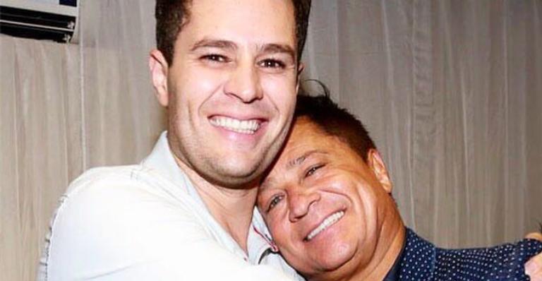 Primogênito de Leonardo encanta ao relembrar clique de infância ao lado do pai: “A cópia do pai”
