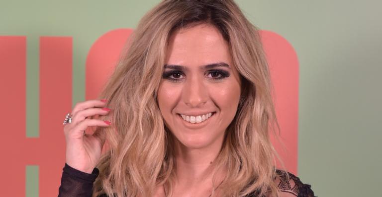Tatá Werneck esbanja fofura em clique de infância vestida de caipira: “Coisinha mais linda”
