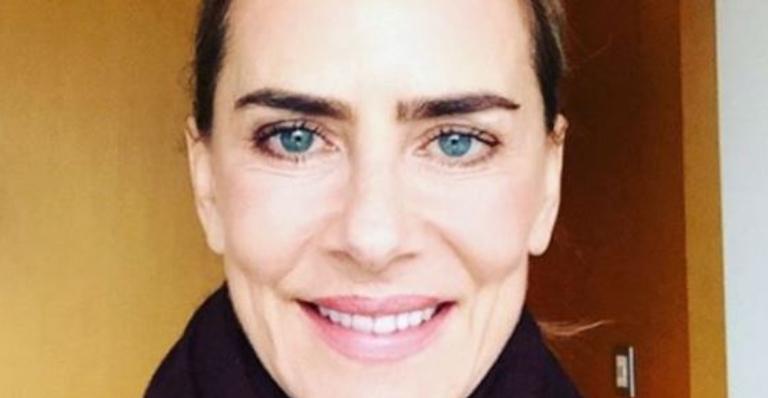 Radiante, Maitê Proença anuncia chegada da primeira neta: ”Saudável e já adorada”