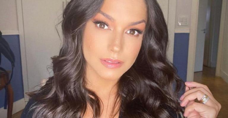 Thais Fersoza resgata clique com look arrasador e se impressiona: ”Que mamãe sexy”