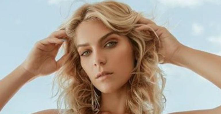 Com produção ousada, Isabelle Santoni surge belíssima e confessa edição para não mostrar demais