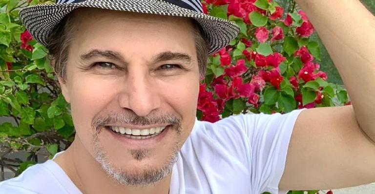 Edson Celulari resgata clique antigo dos filhos e reflete sobre paternidade
