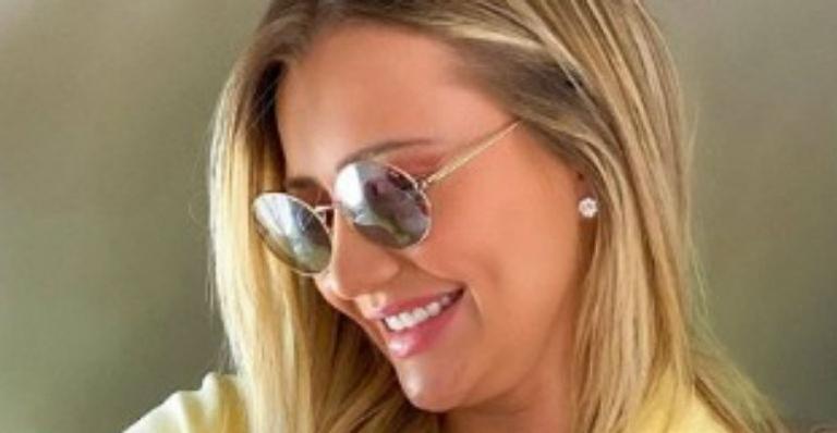Ana Paula Siebert encanta ao surgir com Vicky em jatinho particular: “Não dá para aguentar”