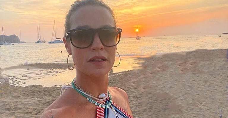 Após viagem pela Europa, Luana Piovani curte companhia dos filhos em casa