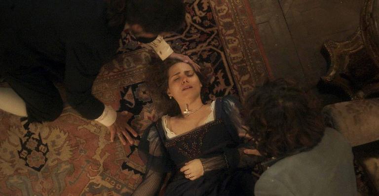 Novo Mundo: Leopoldina fica em estado de choque ao ler cartas de amor de Dom Pedro e a amante