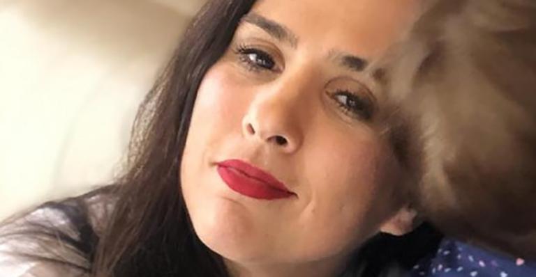 Tatá Werneck explode o fofurômetro ao relembrar clique da infância: “Não mudou nem o tamanho”