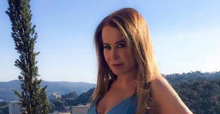 Decotadíssima, Zilu Camargo abusa em look justinho e coleciona suspiros pela ótima forma