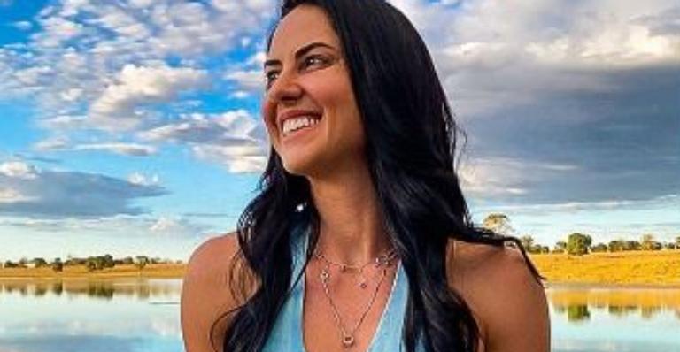 Graciele Lacerda ostenta corpão impecável em vestido revelador e coleciona suspiros: ”Que mulherão!”