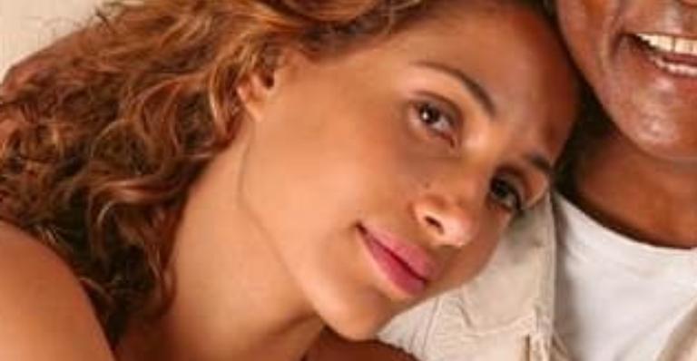 Camila Pitanga homenageia o pai, Antônio Pitanga, no Dia dos Pais: “Um homem que tem a alegria no olhar”