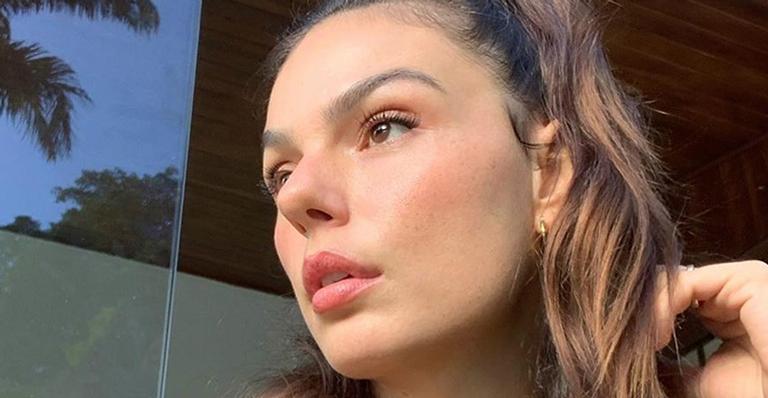 Após perda, Isis Valverde comove fãs e compartilha um dos últimos registros com o pai: “Pra sempre”