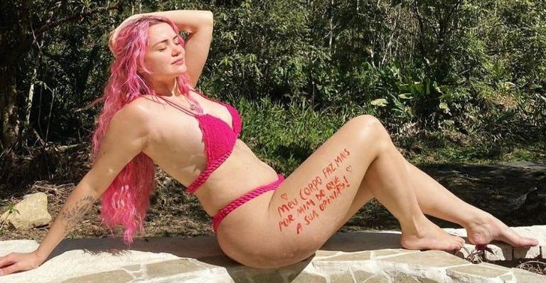 Ex-BBB Marcela McGowan fala sobre autoestima e cirurgias estéticas: “Muita desconstrução”