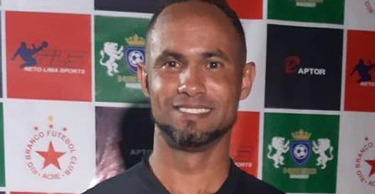 Filho do goleiro Bruno desabafa e pede prisão perpétua para o pai: “Me sinto muito ameaçado”