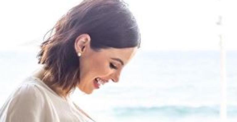 Grávida, Sthefany Brito celebra aniversário do marido e exibe barrigão saliente: ”Sonho”