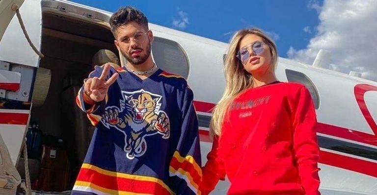 Zé Felipe e namorada posam na frente de avião: “Que vão aprontar?”