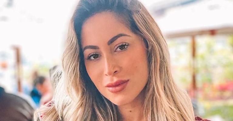 Ex-Panicat Carol Narizinho está confirmada como participante do reality ‘A Fazenda’, diz colunista