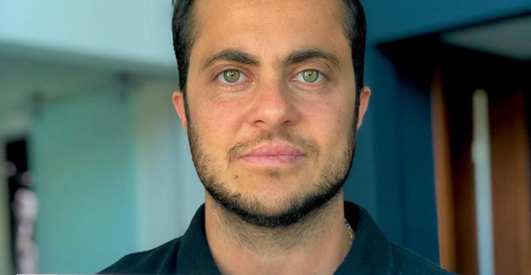 Thammy Miranda se revolta com manifestações contra aborto de menina de 10 anos: “É direito da vítima”