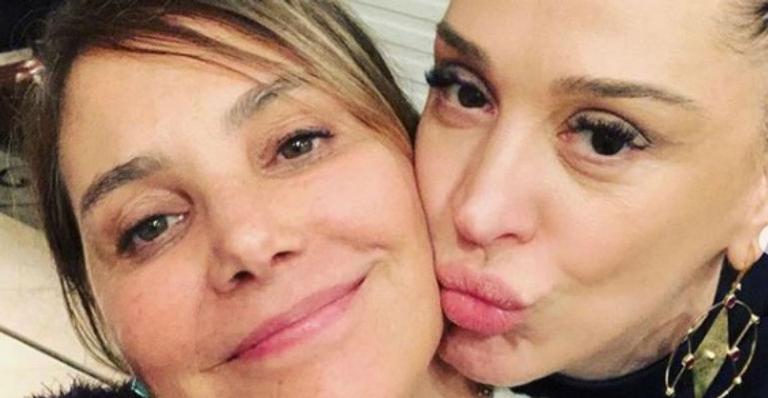 Claudia Raia comemora aniversário de Heloísa Périssé com comovente homenagem: “Te amo pra sempre”