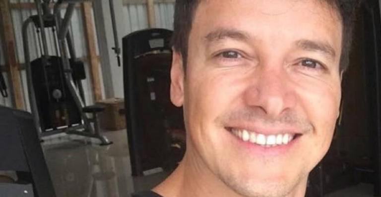 Fofura! Rodrigo Faro compartilha vídeo das herdeiras cantando Bruno Mars