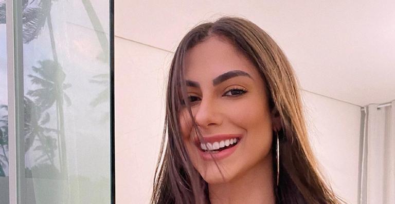 Mari Gonzalez coloca bumbum pra jogo em clique de biquíni e fãs se animam: ”Perfeita”