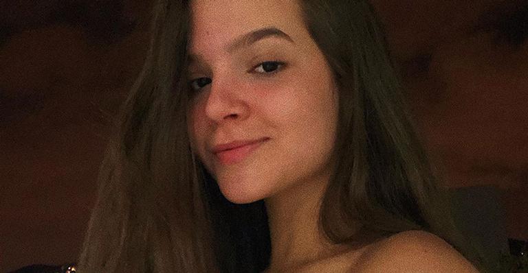 Aos 16 anos, Mel Maia faz tatuagem no pescoço e na cintura: “Nem doeu”