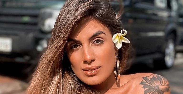 Ex-BBB Carol Peixinho mostra rotina de exercícios e exibe barriga chapada: “Movimentar o corpo”