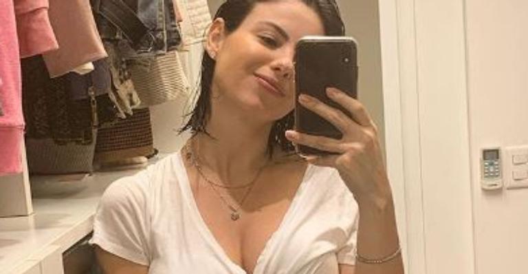 Sthefany Brito deixa web boquiaberta ao exibir barrigão enorme sem filtros: ”Última foto grávida”