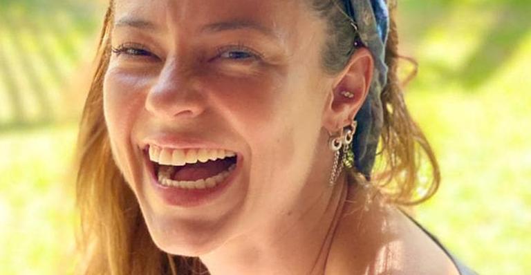 Vivendo namoro discreto, Paolla Oliveira é clicada radiante em sua mansão: “Tão bom te ver feliz”