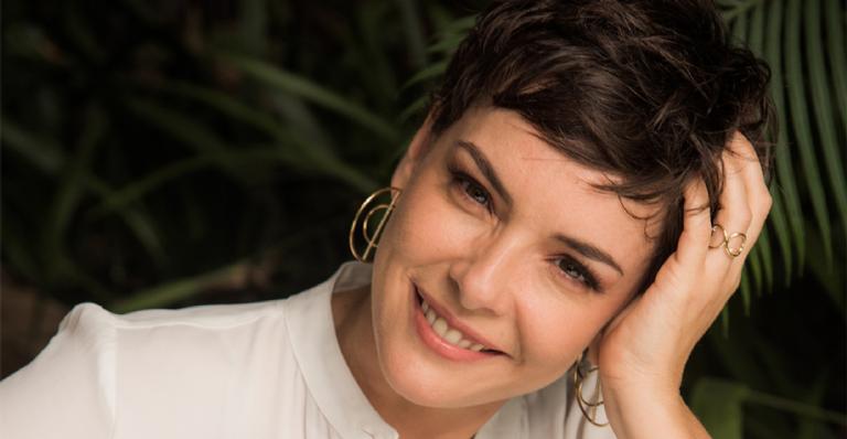 Regiane Alves mostra detalhes da festa de aniversário do filho Antônio