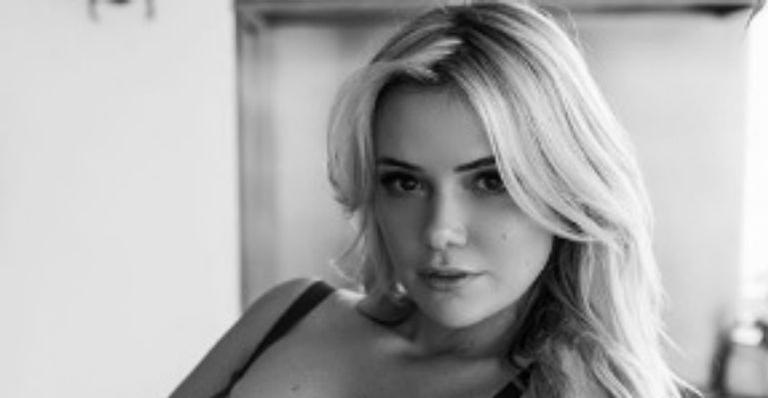 Sensual, ex-BBB Marcela Mc Gowan surge de lingerie em clique picante: “Estou passando mal”