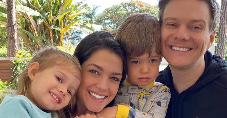 Thais Fersoza explode fofurômetro com momento especial ao lado dos herdeiros: “Muito gostoso”