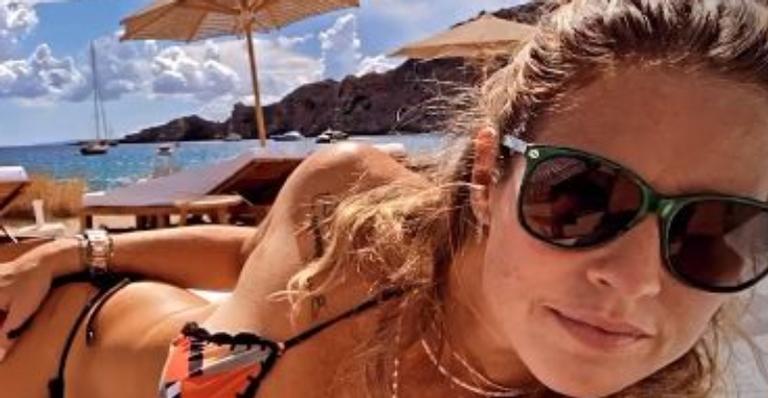 Mãe de três, Luana Piovani ostenta corpão impressionante em selfie sem filtros: ”Maravilhosa!”