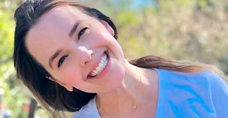 Thaeme resgata clique da infância e semelhança com a filha impressiona: “É você todinha”