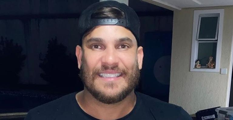 Pai do sertanejo Cauan recebe alta da UTI após complicações da Covid-19