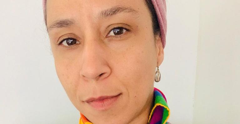 Thalita Carauta renova bronzeado em momento raro ao lado da namorada