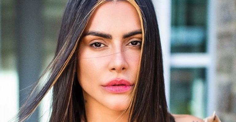 Na lata! Cleo detona atitude dos ‘crushes’ e manda recado sincero: “Enfim, a hipocrisia”