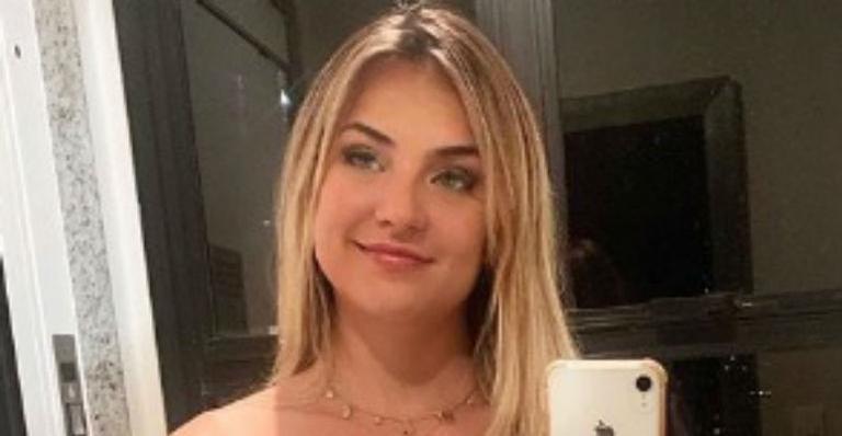 Com clique raro, Gabi Martins surge ao lado da mãe gata e beleza choca fãs: ”Rainha”
