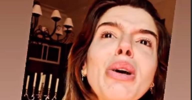 Giovanna Lancellotti surge desesperada em vídeo ao mostrar incêndio próximo de sua casa