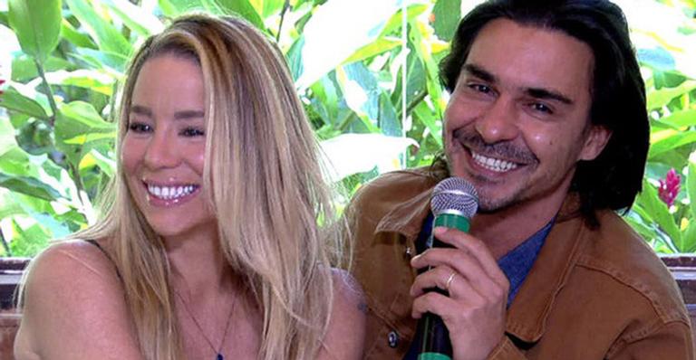 Discreta, Dani Winits abre o jogo sobre casamento com André Gonçalves: “É um desafio”