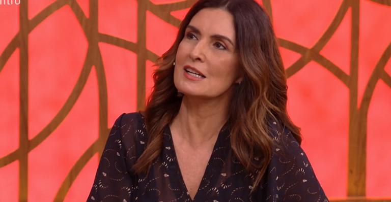 Fátima Bernardes começa a praticar ioga durante a quarentena: “Traz muito benefício”