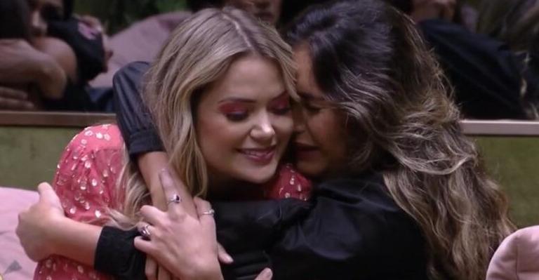 Ex-BBBs Gizelly Bicalho e Marcela Mc Gowan se encontram pela primeira vez após reality