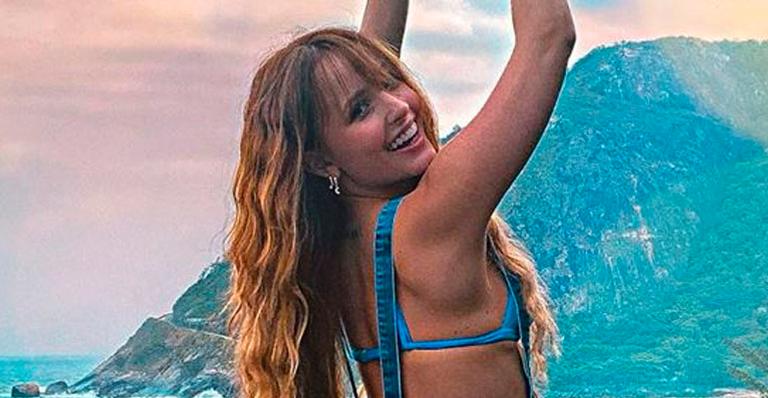 Larissa Manoela aposta em calça colada e deixa bumbum em destaque: “Vários tons de beleza”