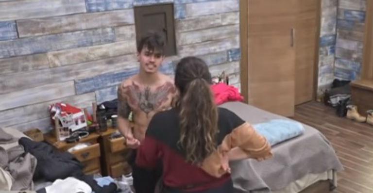 A Fazenda 12: Biel e Luiza Ambiel voltam a discutir e o clima esquenta: “Você tem que respeitar”