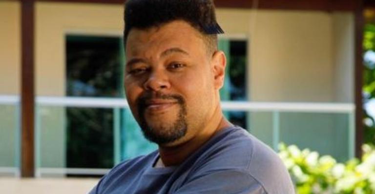 Ex-BBB Babu Santana comemora estabilidade financeira: “Estou aprendendo”