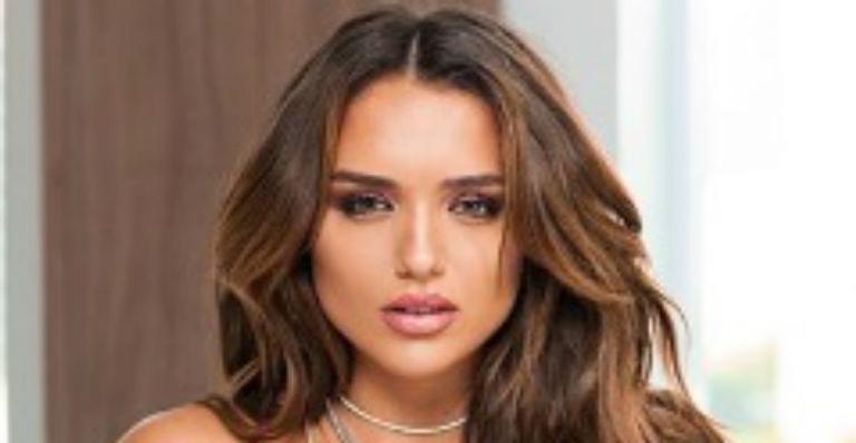 Rafa Kalimann ostenta beleza exuberante com produção ousada e deixa web impressionada: “É uma divindade”